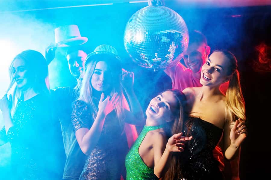 Sydney: Retro Party Cruise in Sydney Harbour with Snacks - Key points to know before booking