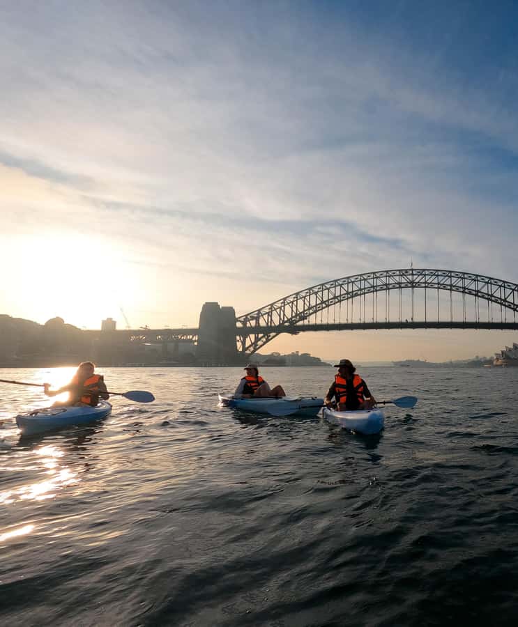 Sydney: Sunset Kayak - Opera & Harbour Bridge Tour (5p. max) - Key points at a glance