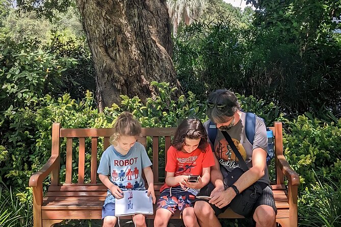 Sydney - The Mad Botanist Scavenger Hunt For Kids & Families. - Key points at a glance