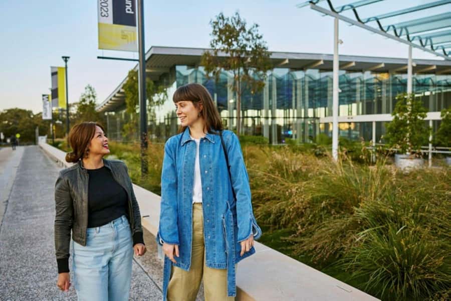 Sydney: Tickets & Tours at Art Gallery of New South Wales - Dangerously Modern and the women who changed art