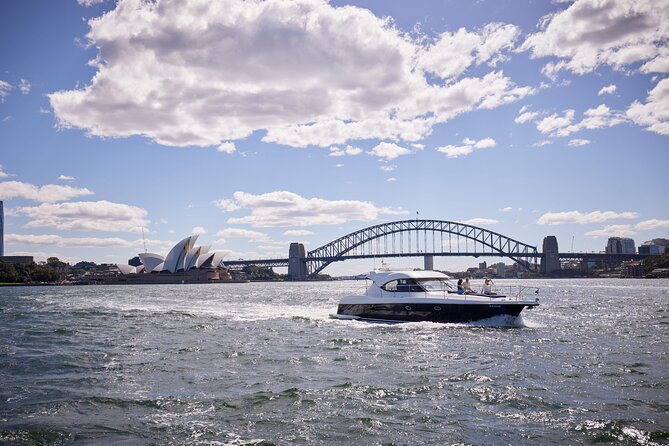 Sydney to Hunter Valley Wine Tour | Gin, Lunch, Chocolatier Visit - Krinklewood at 11:00 a.m., gardens before the wine