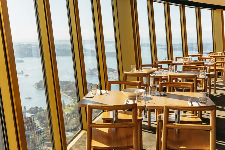 Sydney: Unlimited Skyfeast at Sydney Tower - Service and the feel of the meal