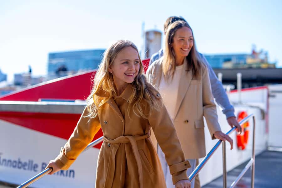 Sydney: Whale Watching & Hop On Hop Off Cruise Package - Sydney’s humpback season gives this cruise real purpose
