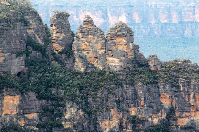 Ultimate Blue Mountains Private Tour with Scenic World and Wildlife Park - The Three Sisters and the Aboriginal legend