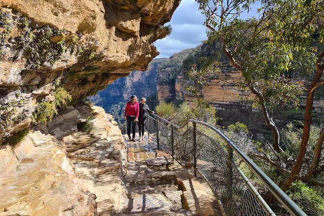 Ultimate Blue Mountains Private Tour with Scenic World and Wildlife Park - Sublime Point gives you the first big mountain view